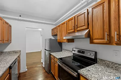 187 Bank Street #302, New London, CT 06320 - Photo 2