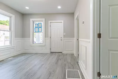 218 East Pearl Street, Torrington, CT 06790 - Photo 6