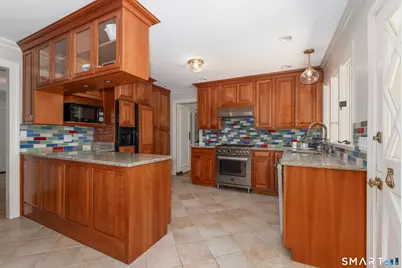 400 Beacon Hill Drive, Cheshire, CT 06410 - Photo 10