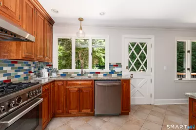 400 Beacon Hill Drive, Cheshire, CT 06410 - Photo 12