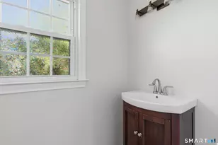 77 Washington St, Manchester, CT 06042 - Photo 16