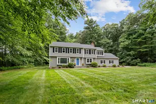 23 Lawton Dr, Simsbury, CT 06070 - Photo 2