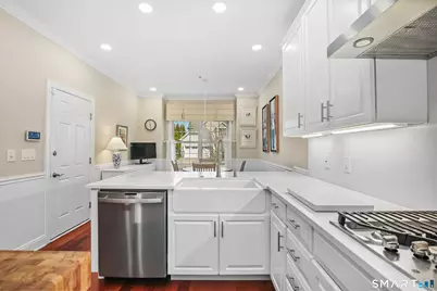 638 Danbury Road #64, Ridgefield, CT 06877 - Photo 10