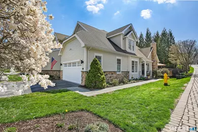 638 Danbury Road #64, Ridgefield, CT 06877 - Photo 2