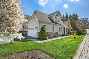 638 Danbury Rd, Ridgefield, CT 06877 - Photo 2
