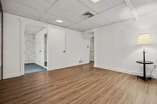 261 Agawam Dr, Stratford, CT 06614 - Photo 24