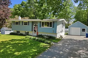 32 Highland Dr, Ledyard, CT 06339 - Photo 2