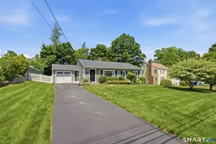 22 Rockledge Dr, West Hartford, CT 06107 - Photo 24