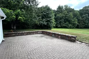 253 Arch Rd, Avon, CT 06001 - Photo 34