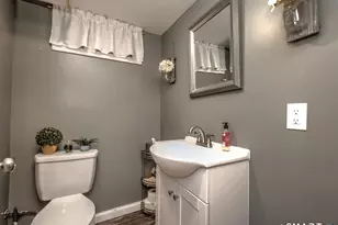 281 Kelsey Ave, West Haven, CT 06516 - Photo 32