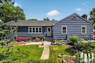 4 Yale St, Norwalk, CT 06851 - Photo 2