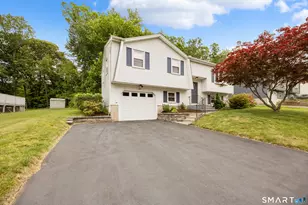 187 Knob Hill Rd, Meriden, CT 06451 - Photo 2