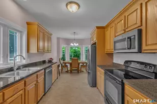 449 Tributary Ln, Windsor, CT 06095 - Photo 12