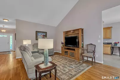 449 Tributary Lane, Windsor, CT 06095 - Photo 6