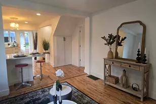 19 Jamaica St, Bristol, CT 06010 - Photo 8