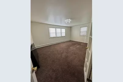 37 Elizabeth Ann Drive, New Haven, CT 06512 - Photo 6