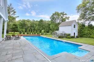 1 Vineyard Ln, Westport, CT 06880 - Photo 2