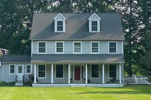 128 Center Rd, Easton, CT 06612 - Photo 1