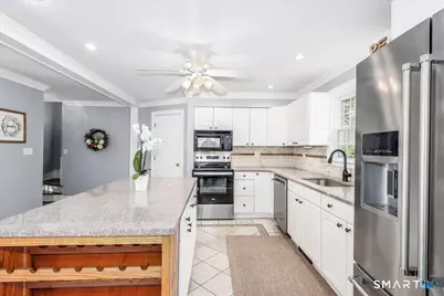 19 Botsford Hill Road, Newtown, CT 06470 - Photo 10