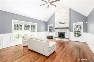 10 Canterbury Ln, Newtown, CT 06482 - Photo 14