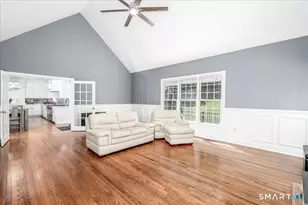 10 Canterbury Ln, Newtown, CT 06482 - Photo 16
