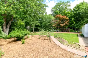 162 Killian Ave, Trumbull, CT 06611 - Photo 26