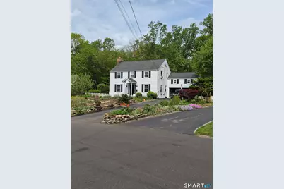 162 Killian Avenue, Trumbull, CT 06611 - Photo 1
