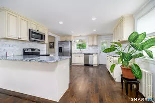 162 Killian Ave, Trumbull, CT 06611 - Photo 6