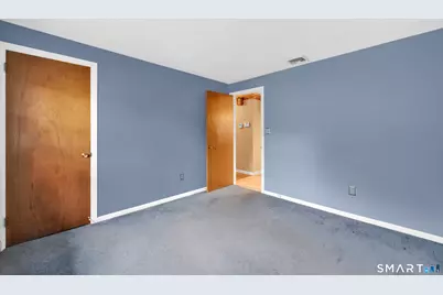 37 Camden Street, New Britain, CT 06051 - Photo 12