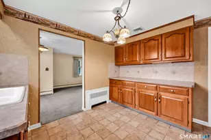 37 Camden St, New Britain, CT 06051 - Photo 6