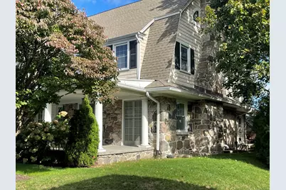 151 Courtland Avenue #1, Stamford, CT 06902 - Photo 2