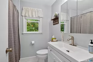 15 Riverside Dr, Branford, CT 06405 - Photo 6