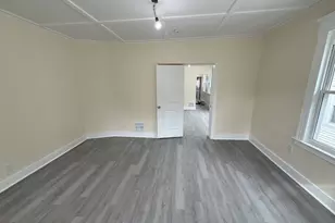 82 Bunker Hill Ave, Waterbury, CT 06708 - Photo 4