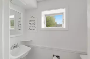 243 Eastlawn St, Fairfield, CT 06824 - Photo 14