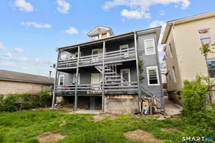 396 Benham Ave, Bridgeport, CT 06604 - Photo 4