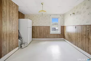 41 Jefferson Ave, Danbury, CT 06810 - Photo 16