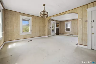 41 Jefferson Avenue, Danbury, CT 06810 - Photo 12