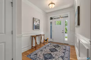 24 Bayberry Ct, Beacon Falls, CT 06403 - Photo 2