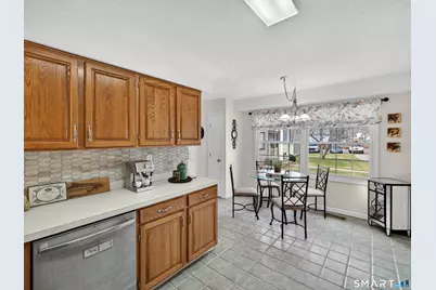 906 Canterbury Lane #906, Colchester, CT 06415 - Photo 6