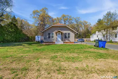 456 Elm Street, Windsor Locks, CT 06096 - Photo 2