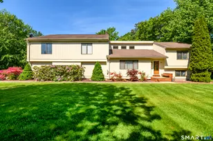 90 Bell St, Manchester, CT 06040 - Photo 1