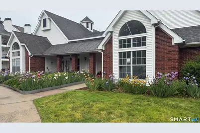31 High Street #9102, East Hartford, CT 06118 - Photo 2
