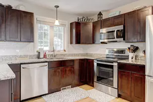 41 Marina Ct, Meriden, CT 06451 - Photo 6