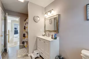 41 Marina Ct, Meriden, CT 06451 - Photo 22