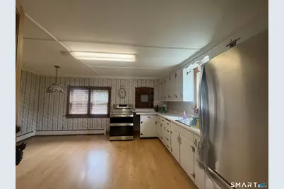 325 Main Street, New Hartford, CT 06057 - Photo 22