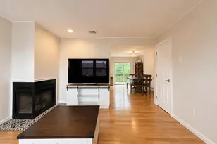 805 Lake Vista Dr, East Hampton, CT 06424 - Photo 8