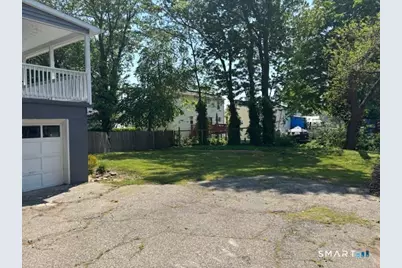 366 Harmony Street, Bridgeport, CT 06606 - Photo 4