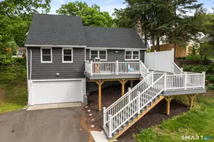 440 Lakeview Dr, Suffield, CT 06093 - Photo 1