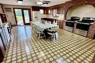 232 Lakeside Blvd E, Waterbury, CT 06708 - Photo 10