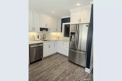 24 East Avenue #3, Stamford, CT 06902 - Photo 4